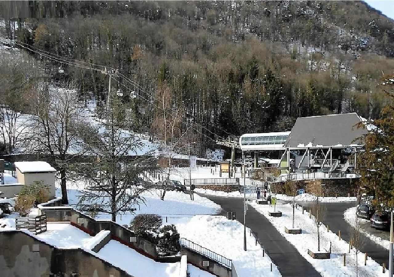 Charmant T2, Hypercentre, Calme, Terrasse, Parking Bagnères-de-Luchon Lägenhet